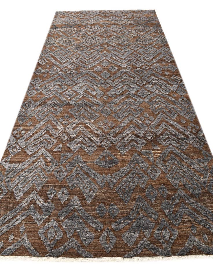 Detail image of 8' 3 x 12' 3 Hand Knotted Darya Wool Rug