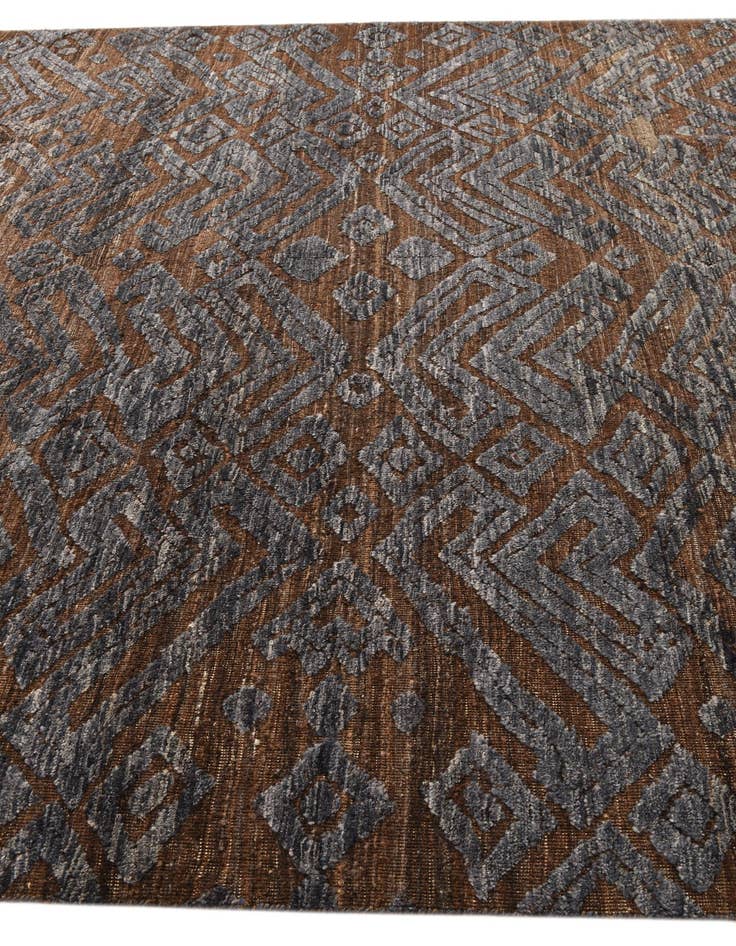 Detail image of 8' 3 x 12' 3 Hand Knotted Darya Wool Rug