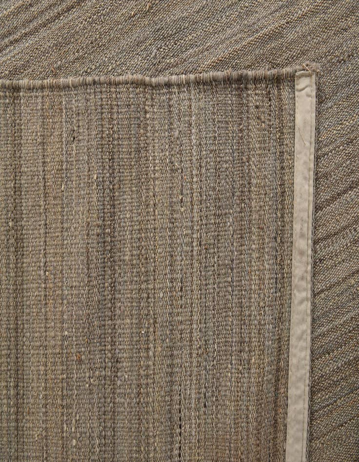 Detail image of 13' 8 x 16'  Hand Woven Kilim Modern Wool Rug
