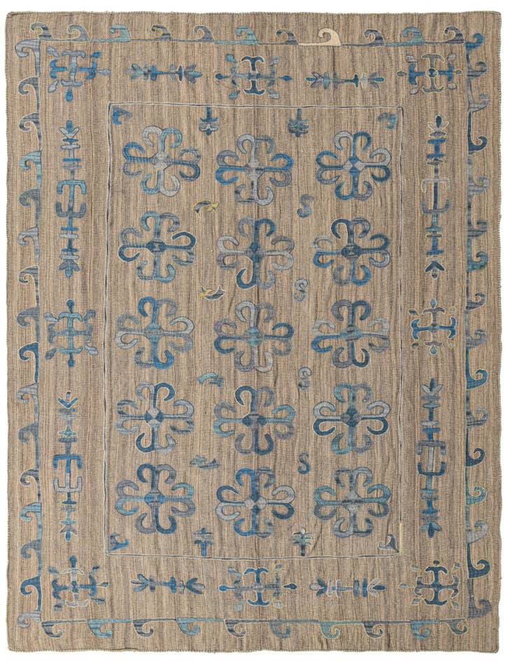 Detail image of 6' 7 x 9' Hand Woven Kilim Suzani Wool Rug