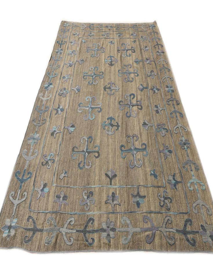 Detail image of 6' 8 x 9'  Hand Woven Kilim Suzani Wool Rug