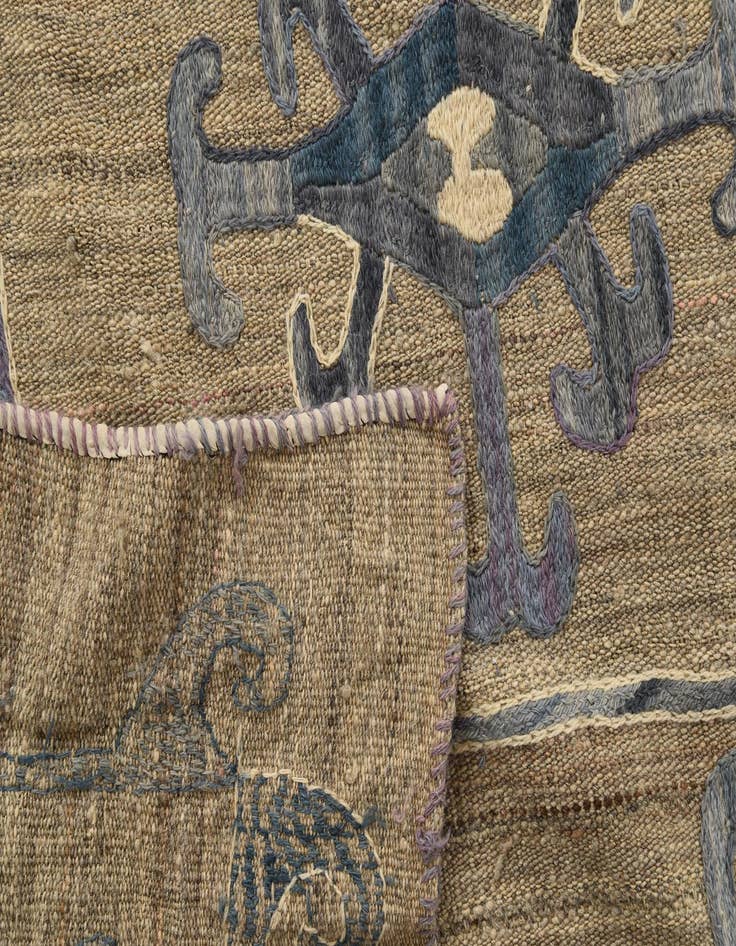 Detail image of 6' 4 x 8' 10  Hand Woven Kilim Suzani Wool Rug