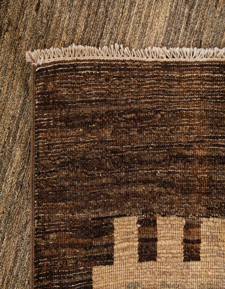 Detail image of 5' 6 x 7' 11  Hand Knotted Modern Ziegler Rug