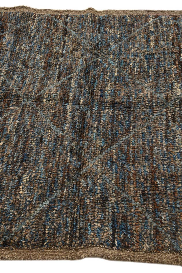 Detail image of 4' 2 x 6' 8 Hand Knotted Moroccan Wool Rug