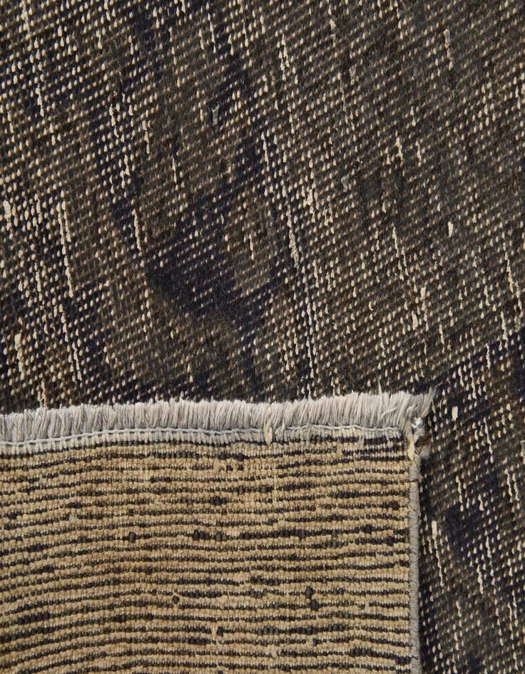 Detail image of 6' 9 x 10'  Hand Knotted Ultra Vintage Persian Wool Rug