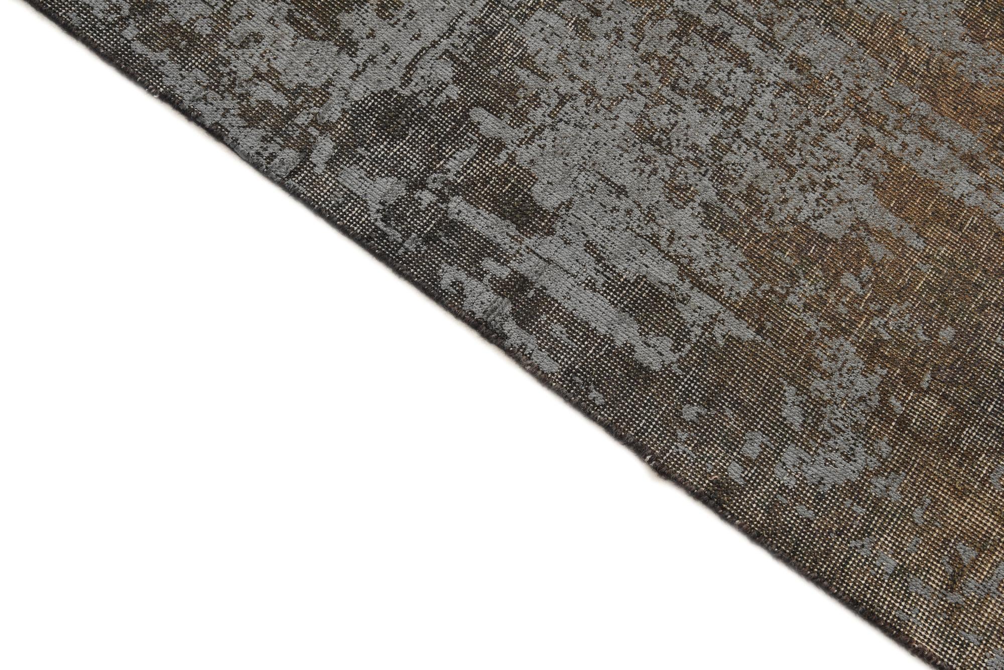5' 9 x 9' Hand Knotted Ultra Vintage Persian Wool Rug