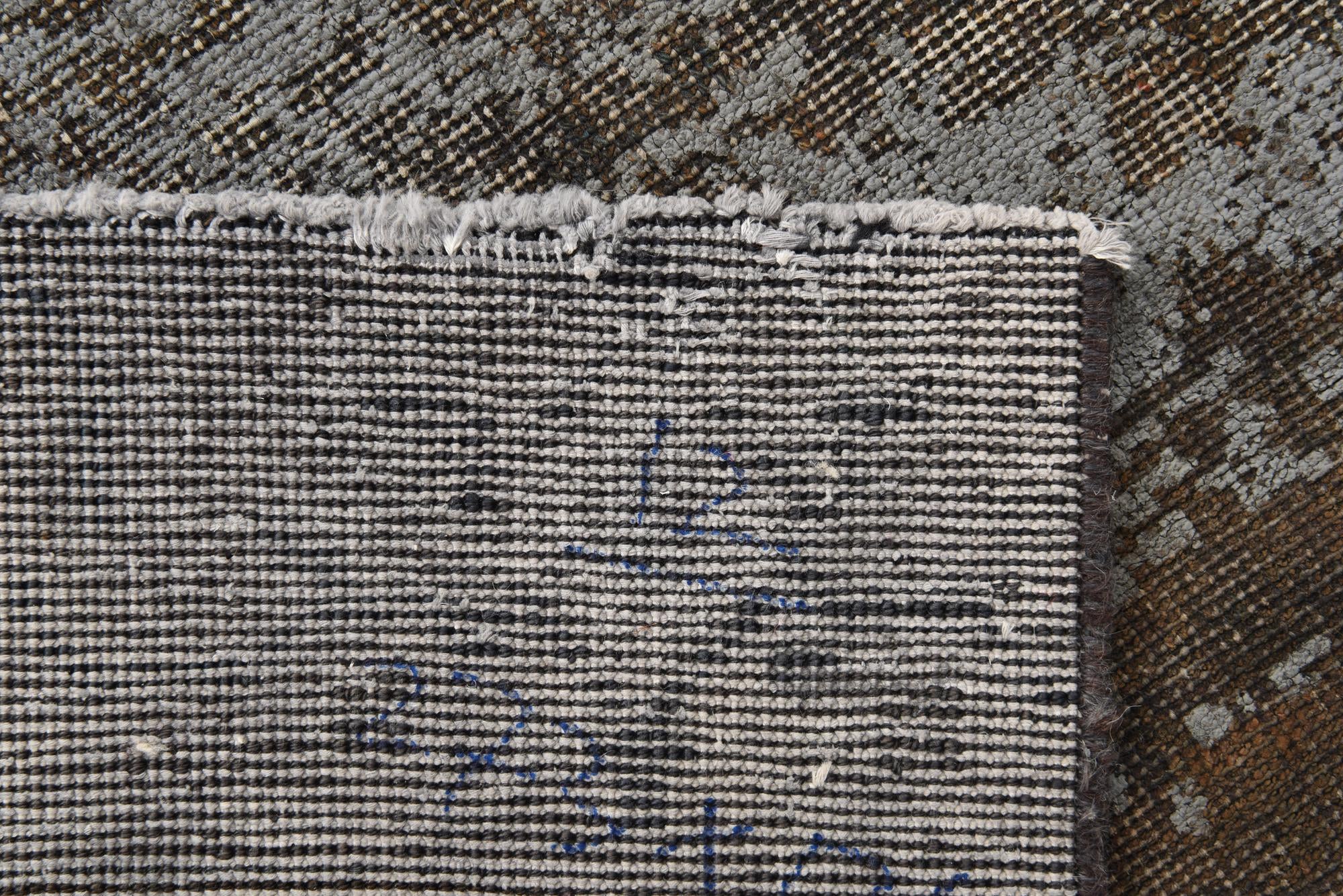5' 9 x 9' Hand Knotted Ultra Vintage Persian Wool Rug