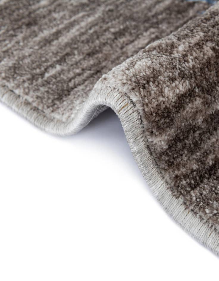 Detail image of 5' 3 x 5' 3 Gabbeh Round Rug