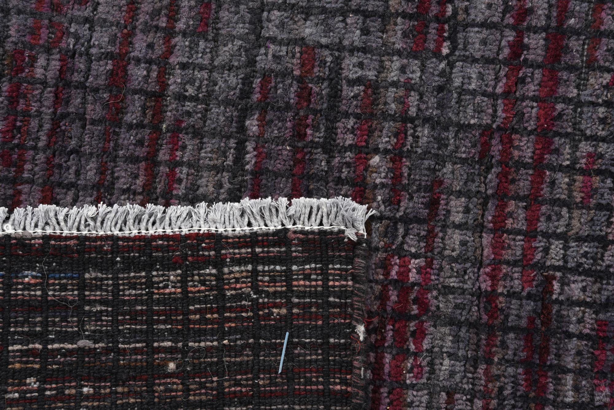 5' 6 x 8' 2 Hand Knotted Darya Wool Rug