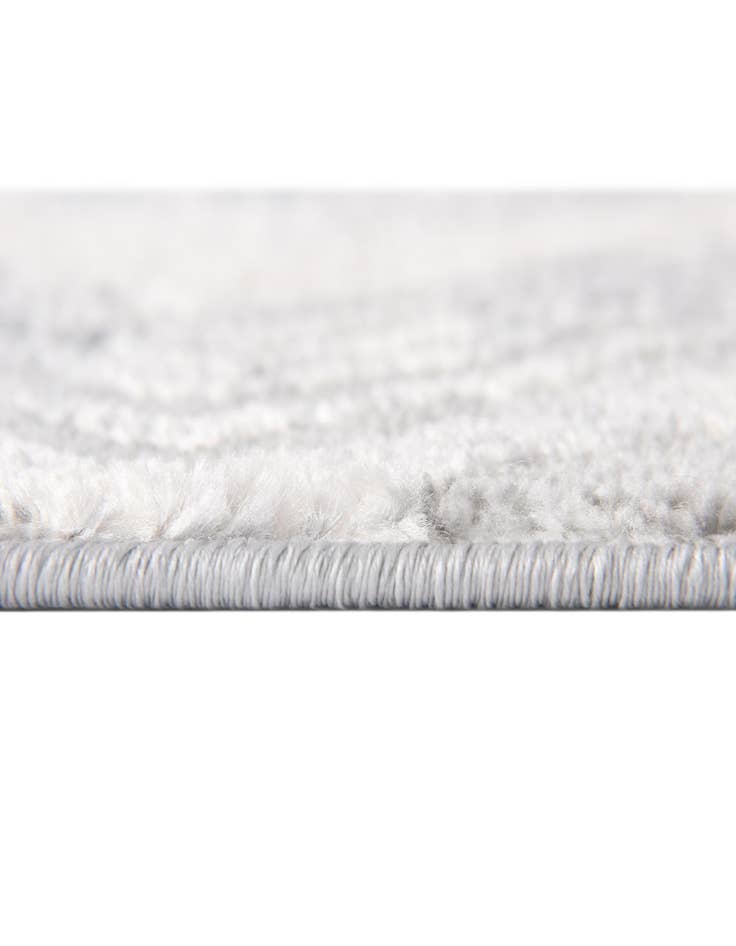 Detail image of 2' x 3' Caspian Rug