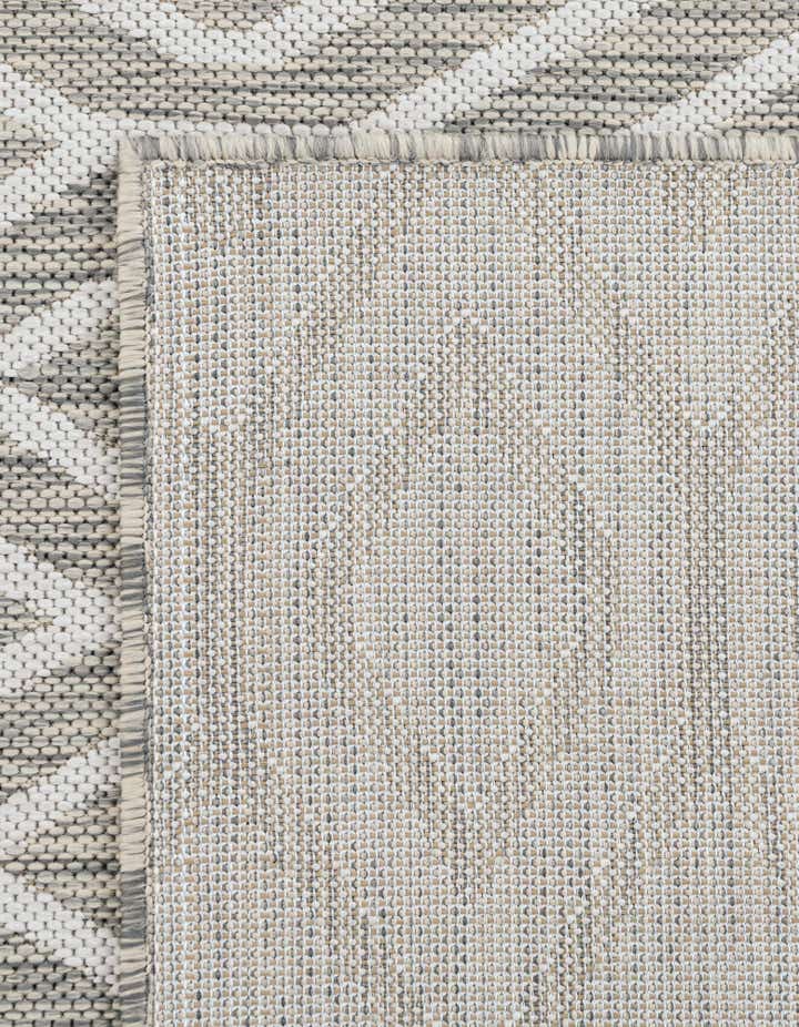 7' 10 x 7' 10 Easy-Clean Jill Zarin Turks and Caicos Indoor / Outdoor Square Rug