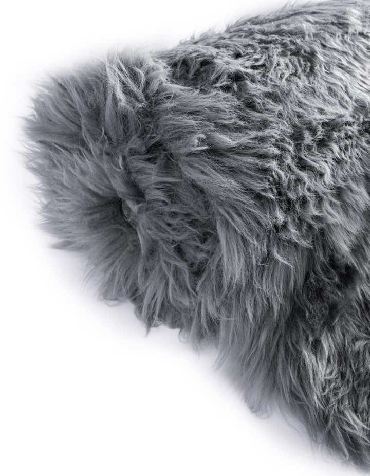 1' 10 x 3' Natural Sheepskin Freeform Rug