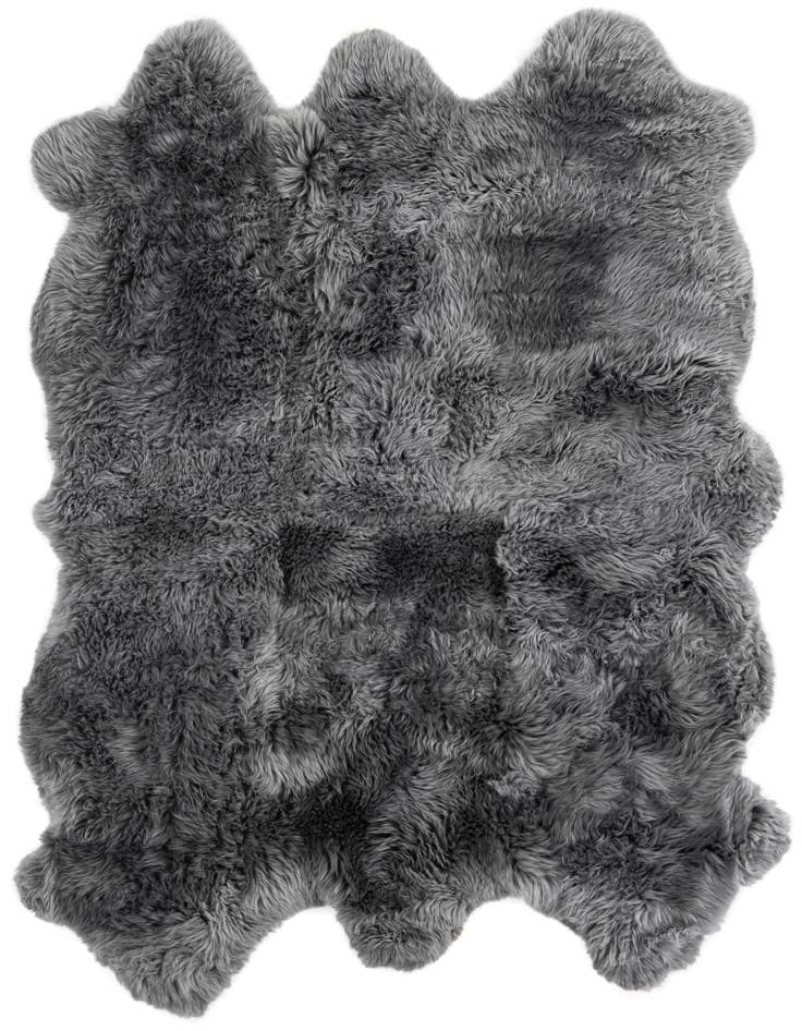 Detail image of 4' 9 x 6' Natural Sheepskin Freeform Rug