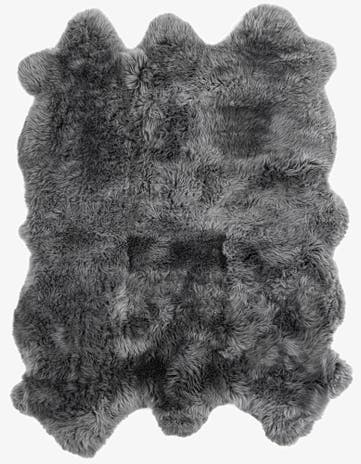 4' 9 x 6' Natural Sheepskin Freeform Rug