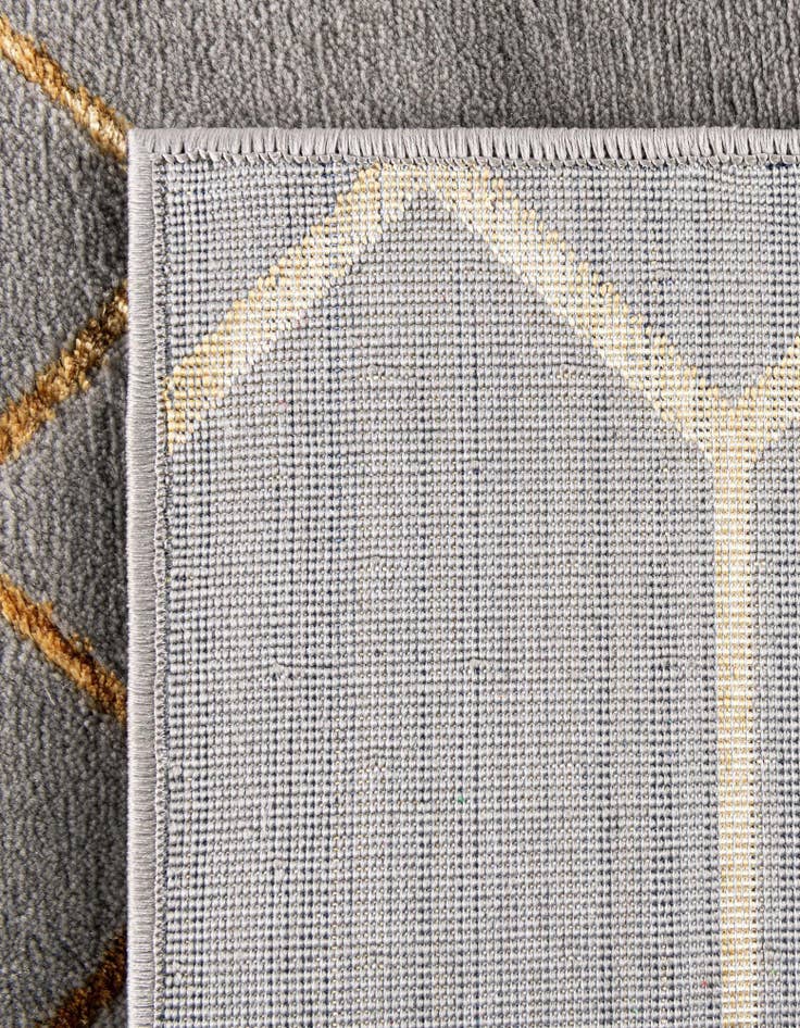 Detail image of 5' 3 x 8' Marilyn Monroe™ Glam Trellis Rug