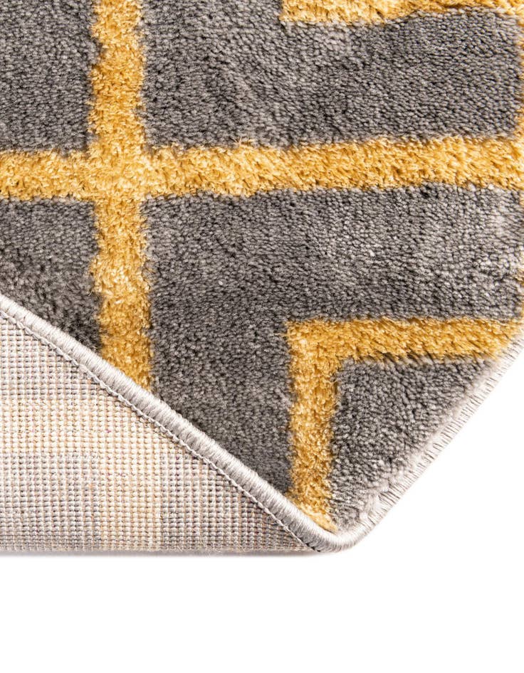 Detail image of 5' 3 x 5' 3  Marilyn Monroe™ Glam Deco Round Rug