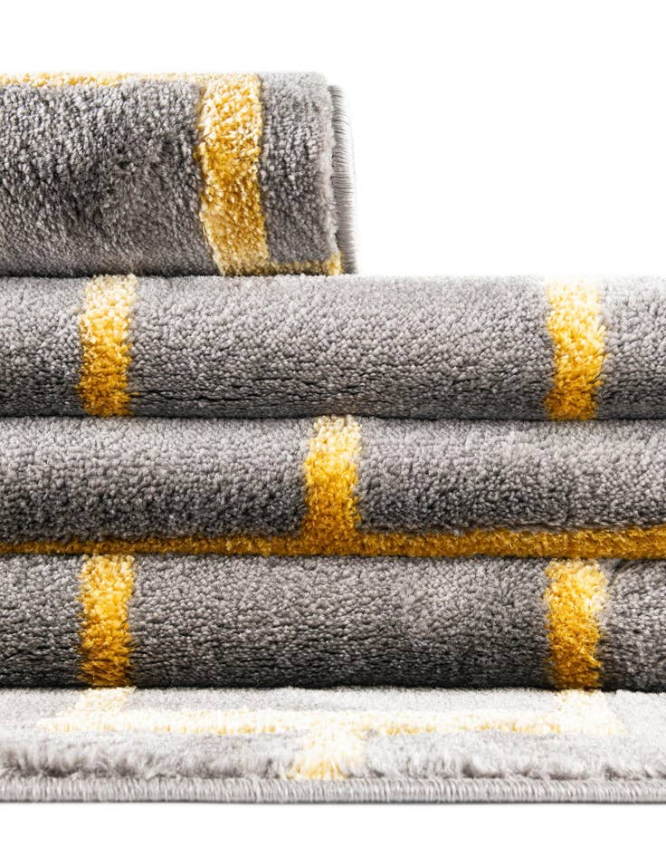 Detail image of 7' 10 x 7' 10  Marilyn Monroe&trade; Glam Deco Square Rug