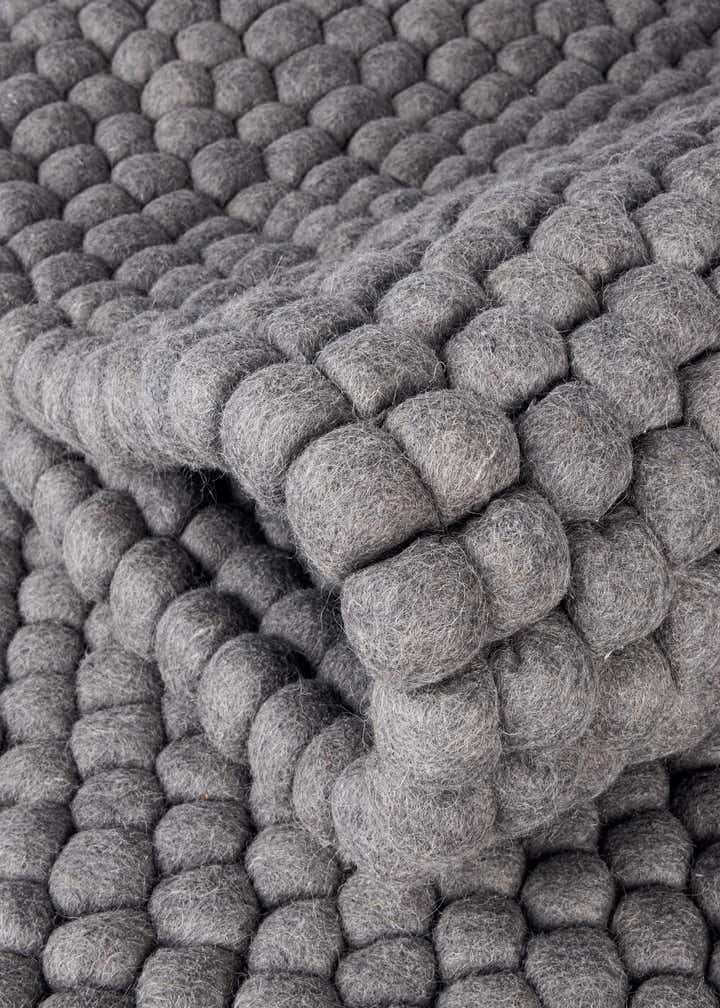 2' 2 x 3' 7 Hand Woven Felt Ball Wool Hearth Rug