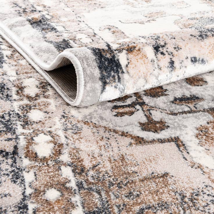 Detail image of 7' x 10' Highbury Rug