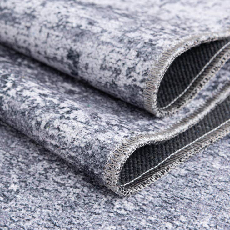 Detail image of 2' x 3' Washable Yara Rug