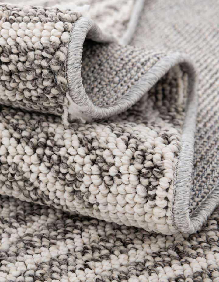 3' 3 x 3' 3 Boho Round Rug