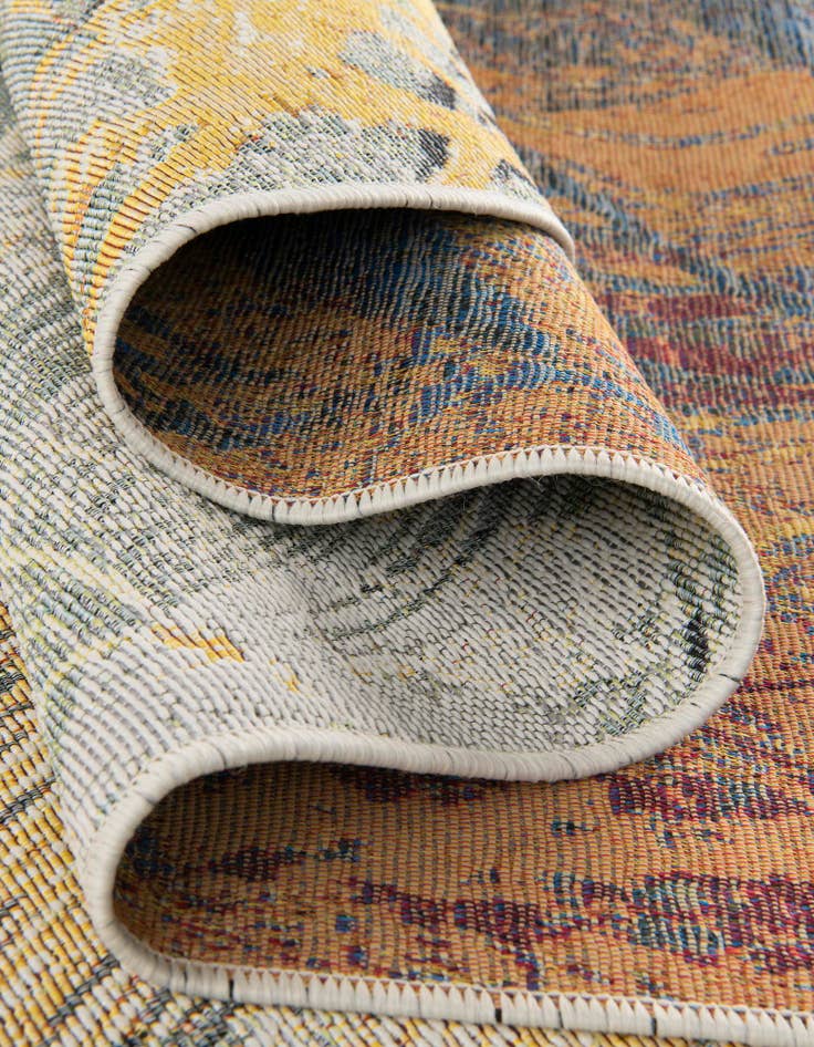 Detail image of 2' 7 x 12' Easy-Clean Botanical Indoor / Outdoor Runner Rug