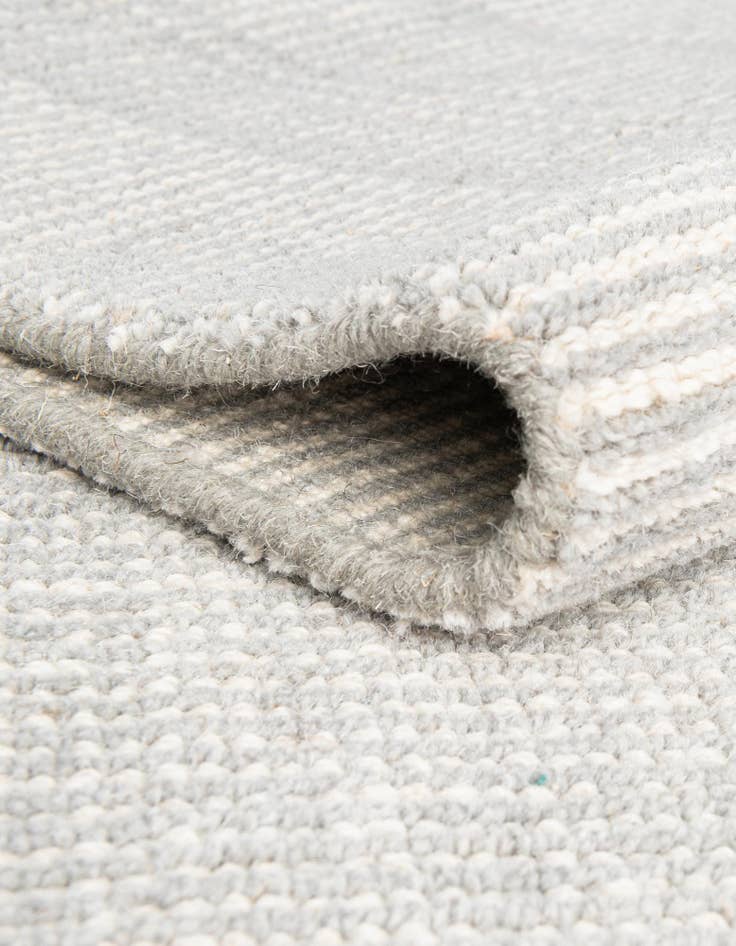 Detail image of 4' 1 x 4' 1 Hand Woven Jill Zarin English Manor Farmhouse Wool Round Rug