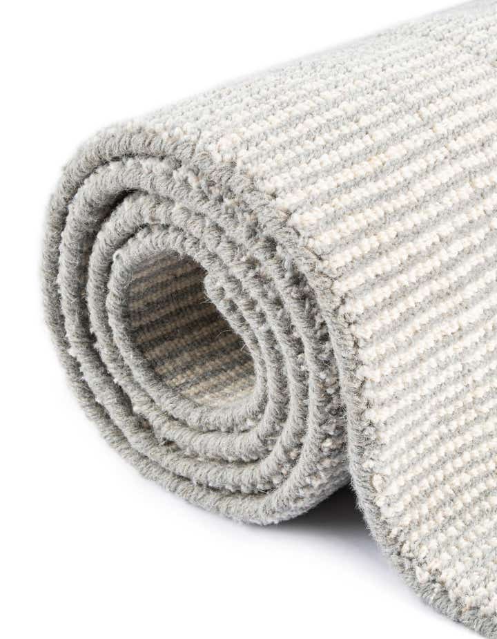 4' 1 x 4' 1 Hand Woven Jill Zarin English Manor Farmhouse Wool Round Rug