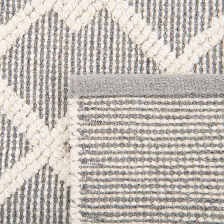 2' 7 x 10' Hand Knotted Jill Zarin Dorset Runner Rug