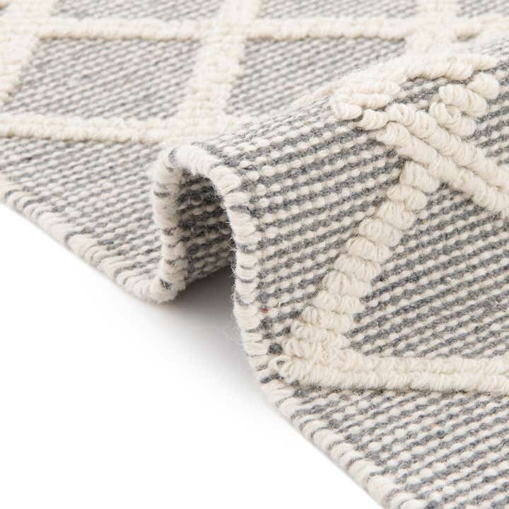 2' 7 x 10' Hand Knotted Jill Zarin Dorset Runner Rug