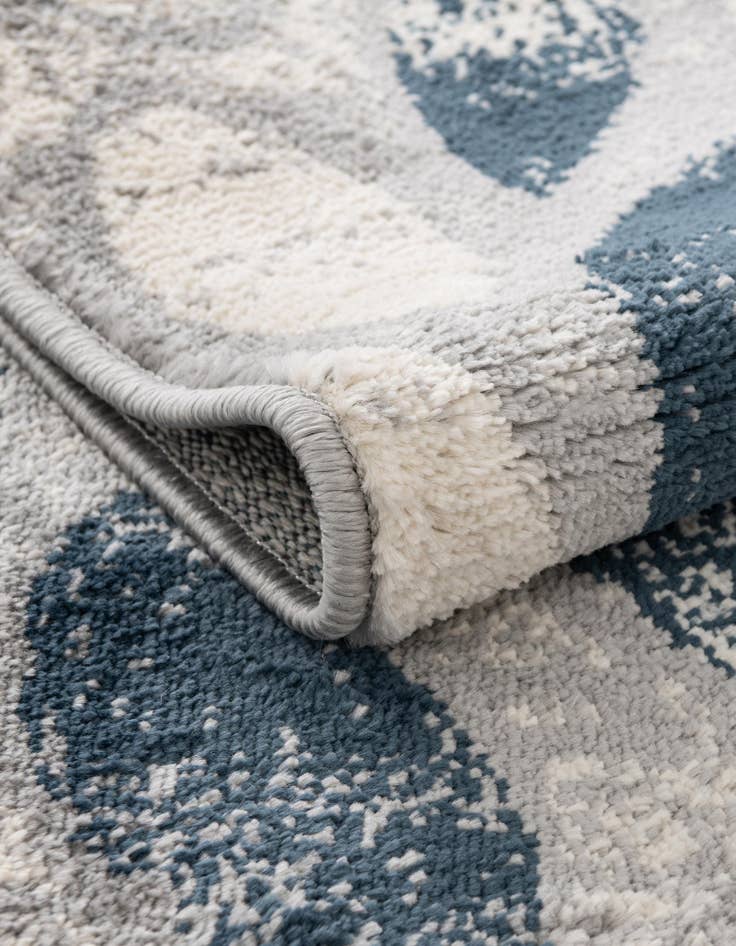 Detail image of 4' x 4' Charleston Octagon Rug