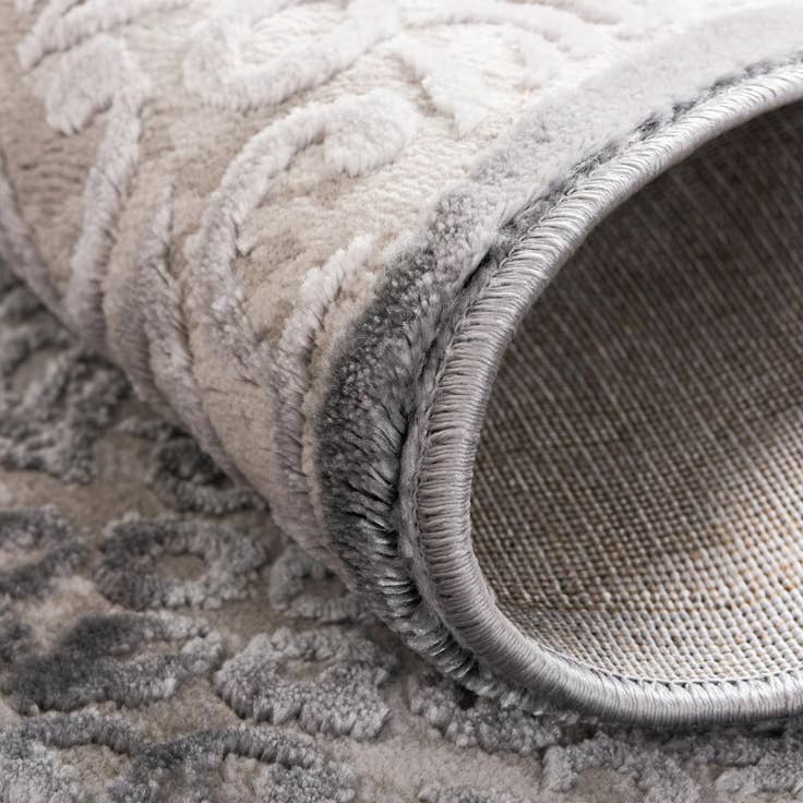 Detail image of 5' 3 x 5' 3 Chesterfield Octagon Rug