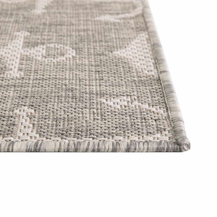 7' 10 x 7' 10 Easy-Clean Coastal Indoor / Outdoor Octagon Rug