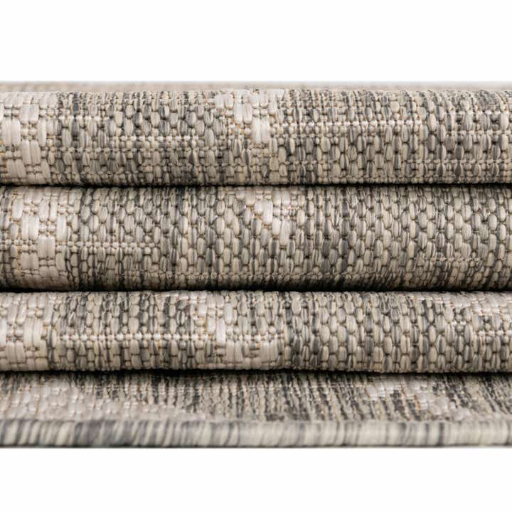 7' 10 x 7' 10 Easy-Clean Coastal Indoor / Outdoor Octagon Rug