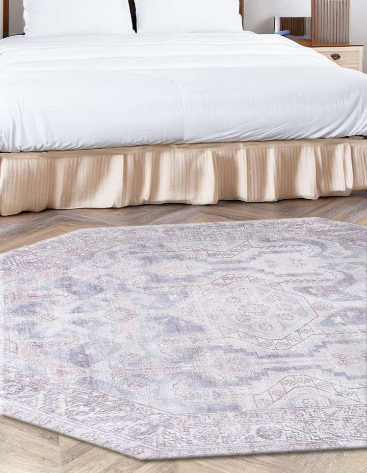 7' 6 x 7' 6 Washable Timeless Octagon Rug