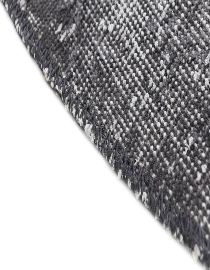 Detail image of 6' 11 x 6' 11 Ultra Vintage Wool Octagon Rug