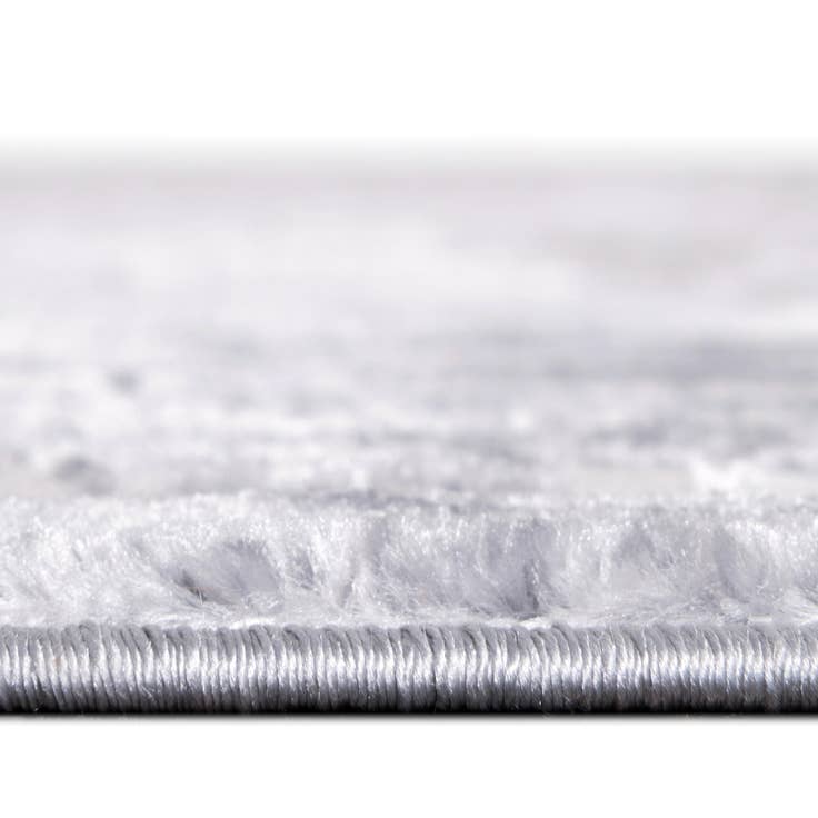 Detail image of 5' 3 x 8' Chesterfield Oval Rug