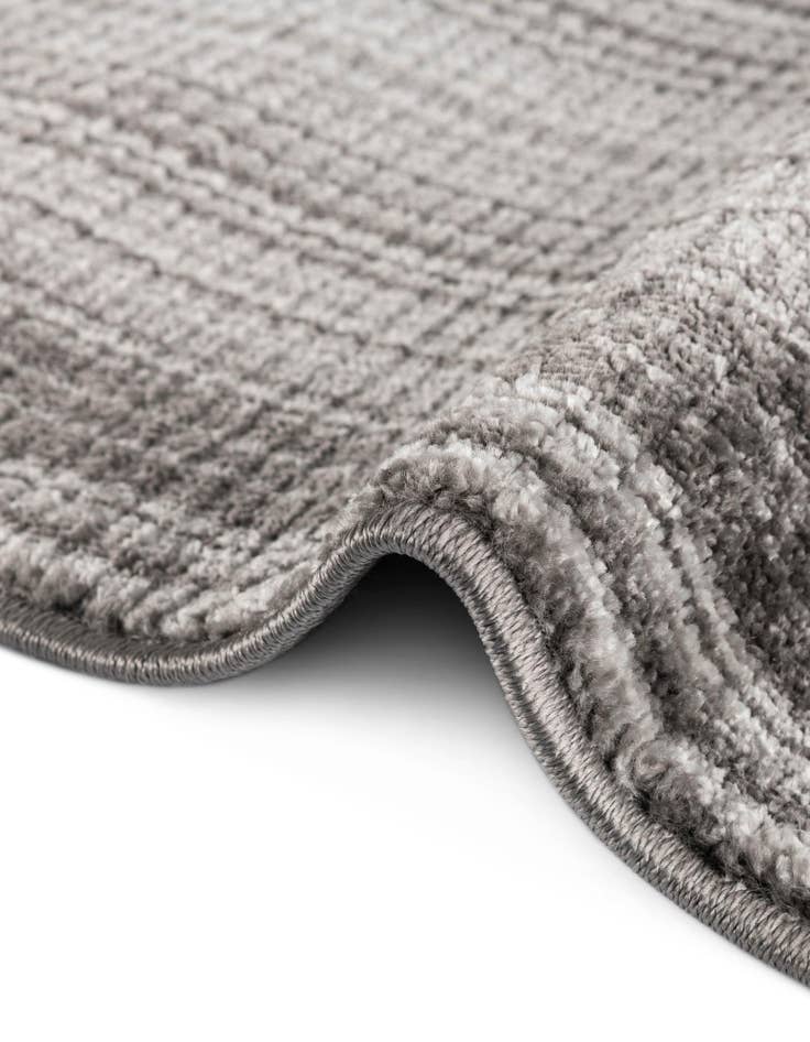 Detail image of 7' 10 x 10' 2 Gemstone Oval Rug