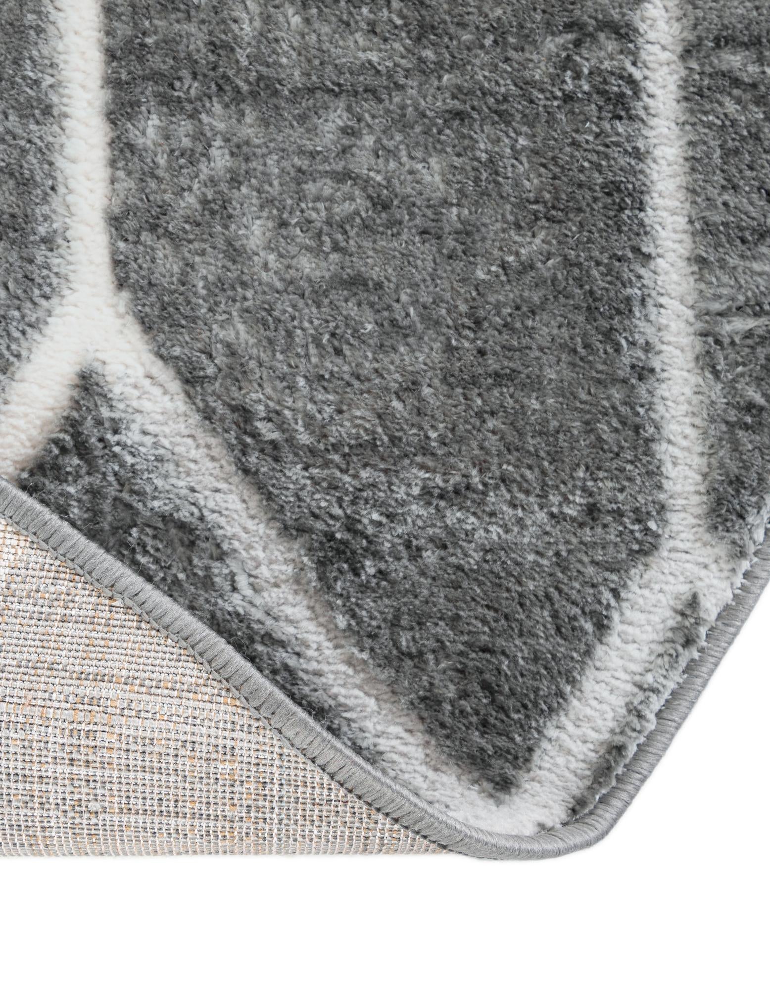 5' 3 x 8' Lattice Trellis Oval Rug