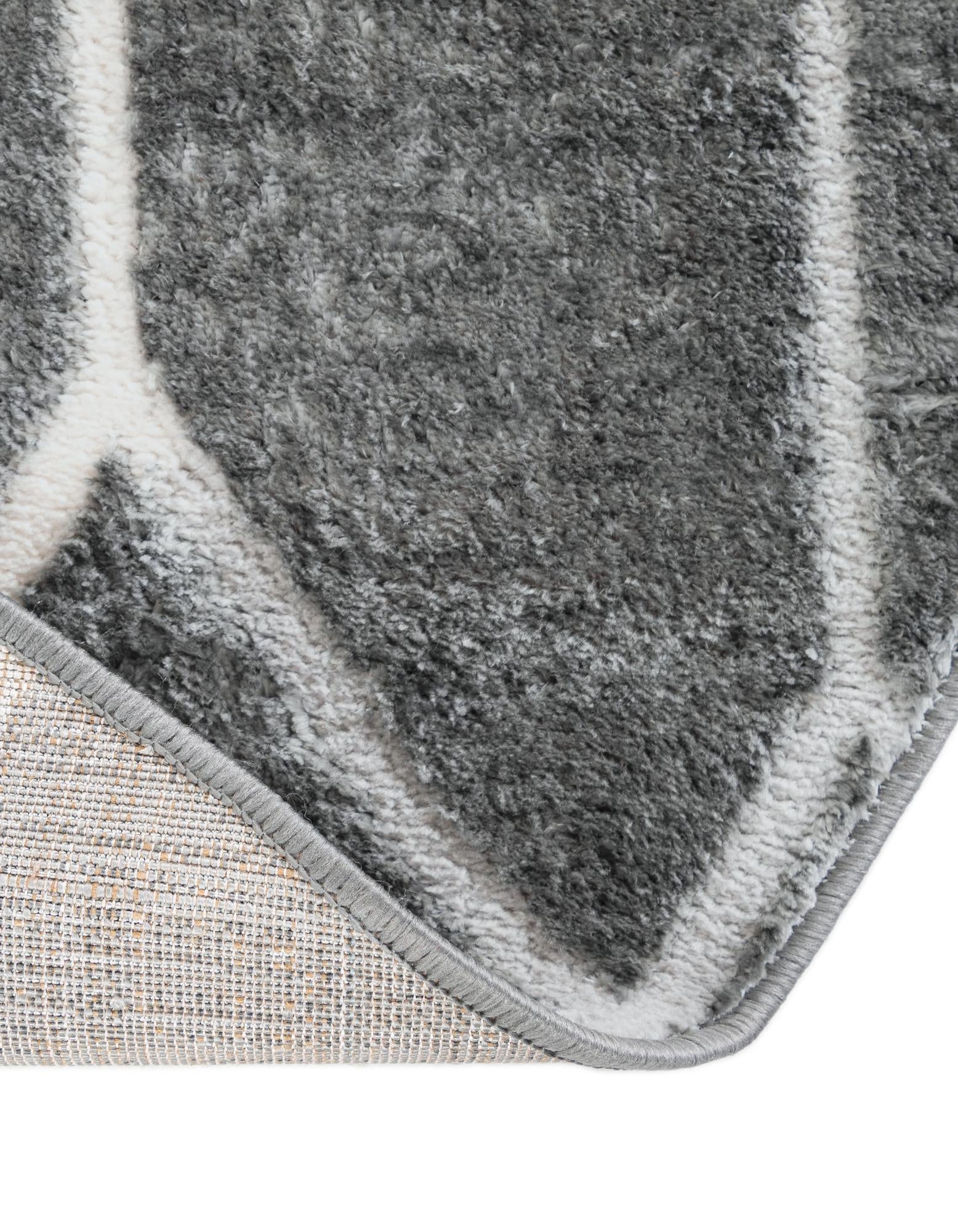 5' 3 x 8' Lattice Trellis Oval Rug