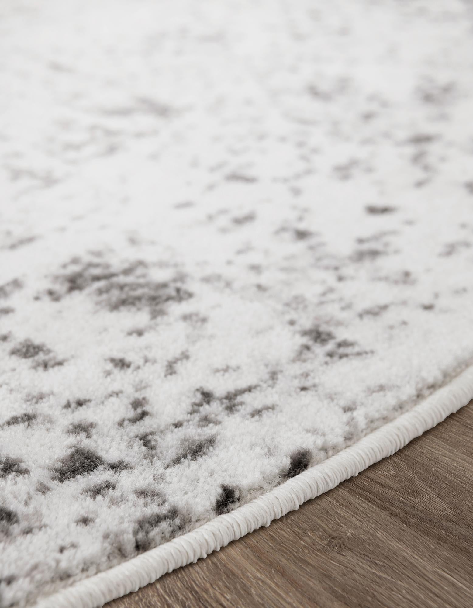 2' x 3' 1 Monte Carlo Oval Rug