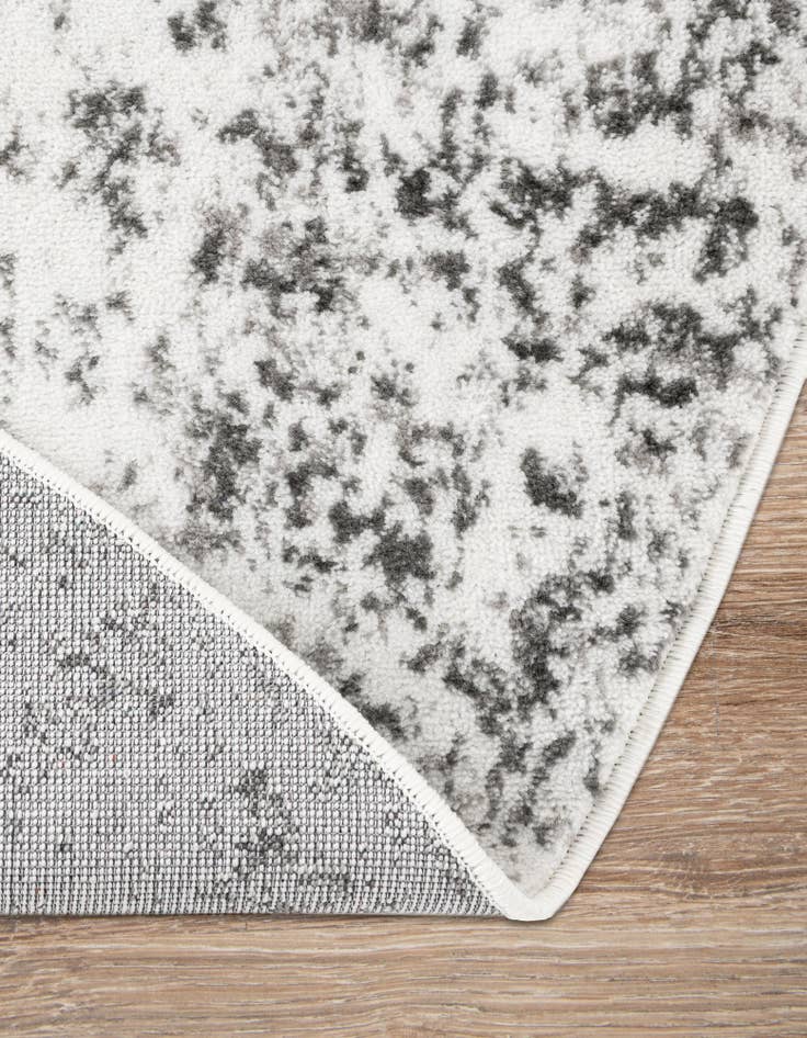 Detail image of 5' 3 x 8' Monte Carlo Oval Rug