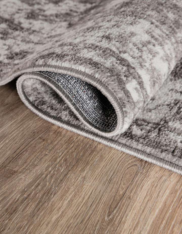 5' 3 x 8' Monte Carlo Oval Rug