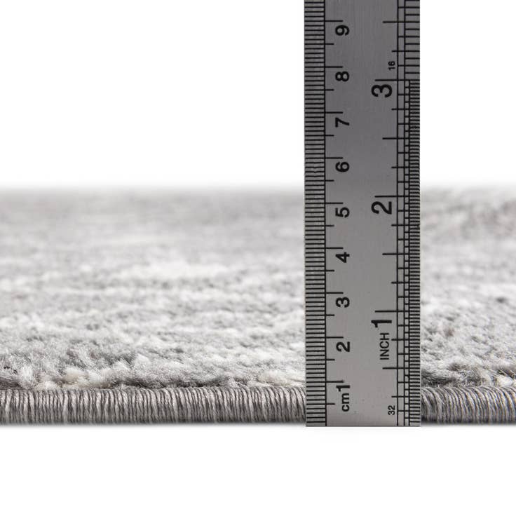 Detail image of 7' 10 x 10' Moroccan Trellis Oval Rug