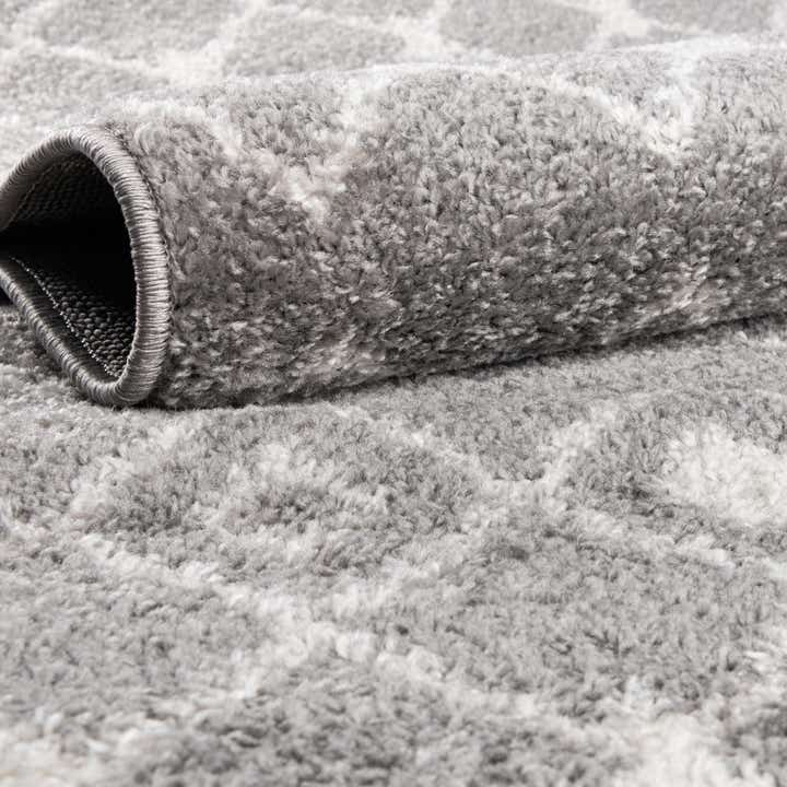 7' 10 x 10' Moroccan Trellis Oval Rug