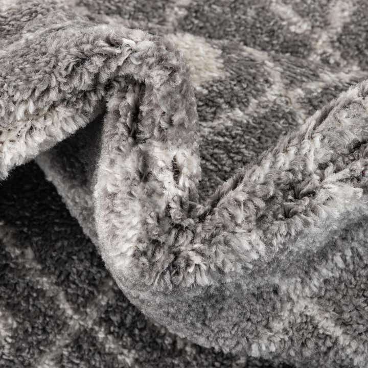 7' 10 x 10' Moroccan Trellis Oval Rug