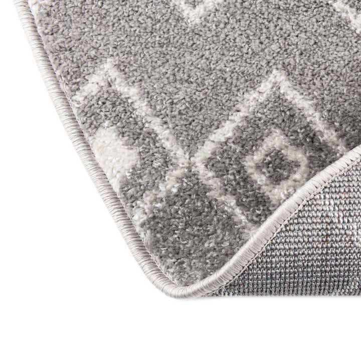 7' 10 x 10' Moroccan Trellis Oval Rug