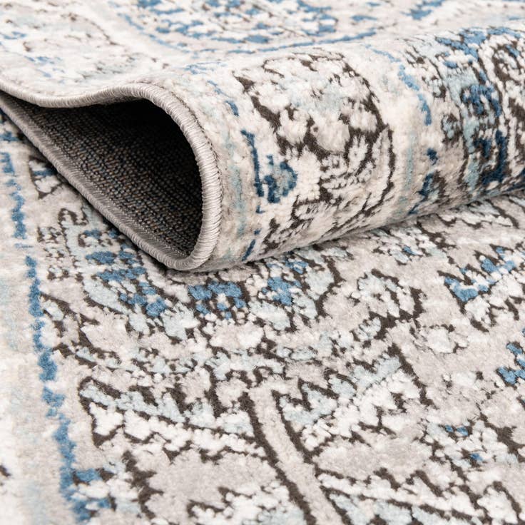 Detail image of 5' 3 x 8' Nyla Oval Rug