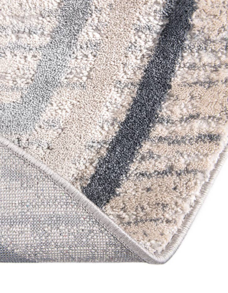 Detail image of 3' x 5' 3 Oasis Oval Rug