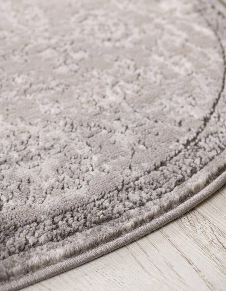 Detail image of 3' 3 x 5' 3 Oregon Oval Rug